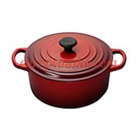 Le Creuset Round French Oven-1.8 L, 1-2 servings-Cerise