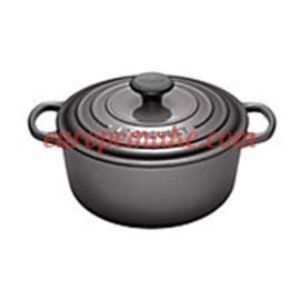 Le Creuset Round French Oven-3.3 L, 2-3 servings-Oyster